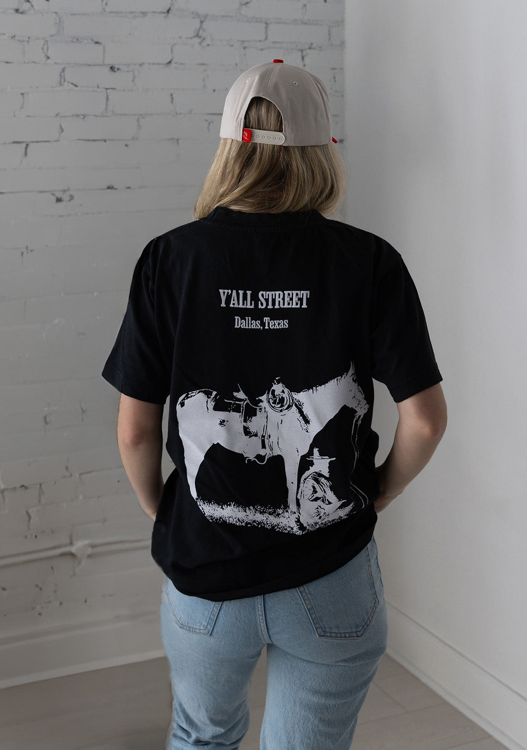 THE Y'ALL STREET T-SHIRT | MAN & MUSTANG BLACK SHIRT